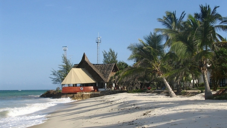 A beach which is a top attraction for travelers in Kenya