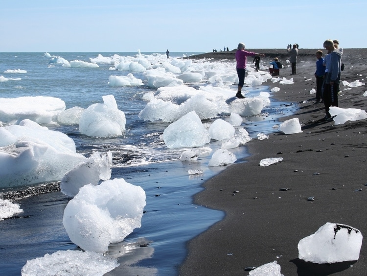 Jokulsarlon which is a top destination for travelers in Iceland