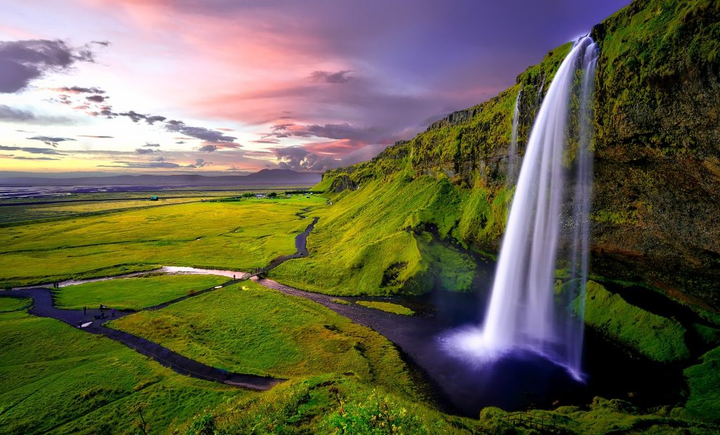 Seljalandsfoss which is a top attraction for travelers in Iceland
